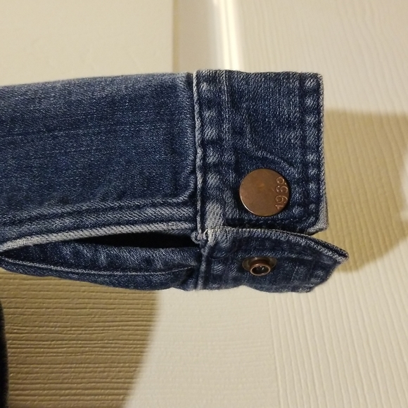 Adorable Denim Jacket (medium) - Picture 3 of 6